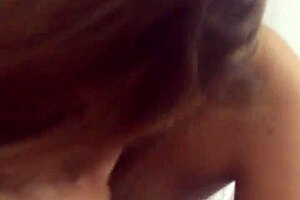 rica puta from tinder gives sloppy blowjob, he says.