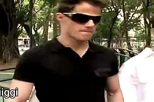 Gay Guy Accepts Home Fuck