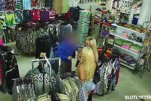 i can't believe ella knox gets slammed like a wild wave!