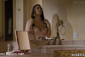 sofi ryan gives the best welcoming to the dick home