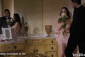 sofi ryan gives the best welcoming to the dick home