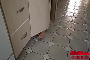 izzy lush bends over hard in kitchen for big tits action 😏🍑