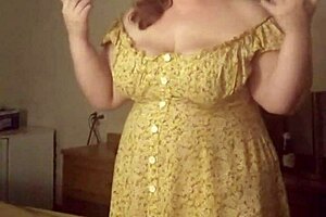 britney skyy deepthroats fat dragon dick in cosplay