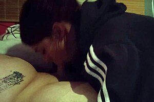 I found this Canadian teen slut on Craigslist and she deepthroated my monster cock with close-up sucking.