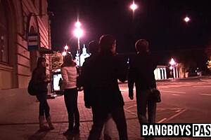 Lusty twinks swap bareback turns for facial finish