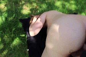 Hot Day Majas First Outdoorsex