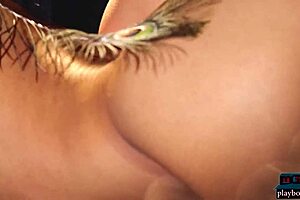 Middle eastern fatima kojima and latina deisy leon engage in lesbian softcore