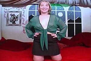 Housewife pussy pounding and handjob