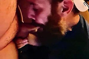 sucking my straight buddy's cock 😏