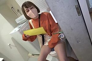 Insatiable Japanese Babe Seduces With Blowjob In Wild Homemade Sex