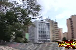 i paid for lunch for the chubby girl and she let me cum in her pussy