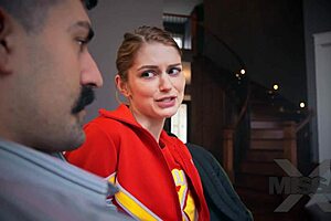 Nadya Nabakova and Brandon Ashton in the contest with cumshot