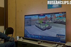 Stepsis anna angel blows stepbro and fucks friend