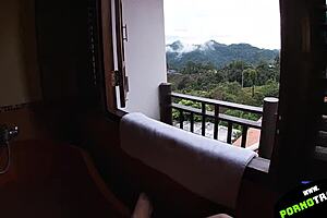 My Sexy Girlfriend Sucking White Dick