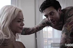 kinky blondie teen gets facial cumshot