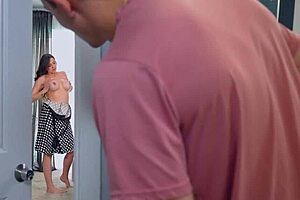 Stepmom's Big Date with Parker Ambrose and Sadie Holmes