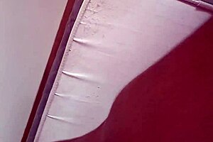 Gozei tanto que meu suor molhou a cama