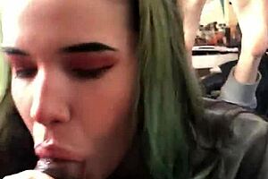 amateur teen blowjob posing 😘