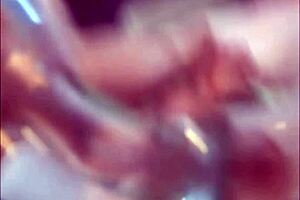 milf shemale pleasures herself with deep anal play