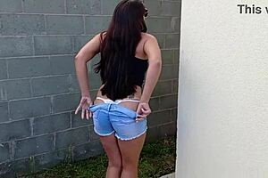 Wow, real estate agent couldn't resist hot client for a quick fuck!