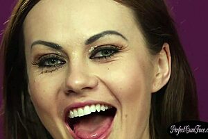 Eurobabe gets her pretty face covered in cum 😍