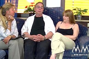 Petra Licks and Gives Hand in Threesome