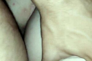 De Madrugada Comi A Novinha Da Bucetinha Apertada Gozando Gostoso Dentro