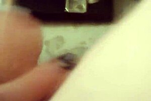 i'm playing with my pussy solo using a machine for intense masturbation