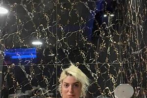 Who wants to join me for a relaxing dip in the jacuzzi today?