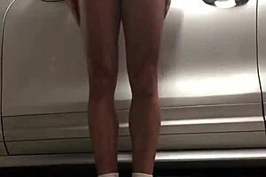 Gym garage voyeur spying on gay cocks