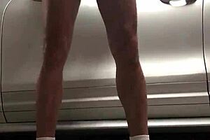 Gym garage voyeur spying on gay cocks