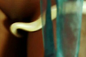 Indian mature dances seductively for handjob