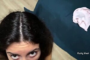 i enjoy sucking big dick and licking foreskin