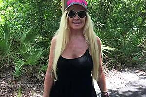 Pussy play in the park with Kelley Cabbana