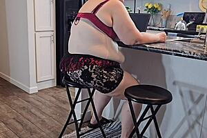 The Plumber Got Distracted, Drained His Pipe In Customer’s Pussy Instead Of Fixing Plumbing.