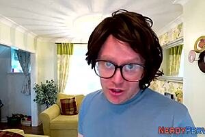 yorkshire nerd tricked into getting blowjob from chubby brits 😏