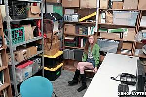 Ava Parker begs 'plow my tight pussy' to the officer