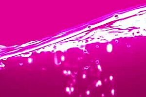 me corro en el co�o y las bragas de mi hermanastra antes que m cena del dia.