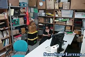 Bad Teen 18+ Thief Fucked in Reality Hardcore Cumshot