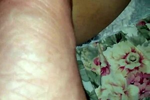 An Asian amateur reaches orgasm from intense finger fucking.