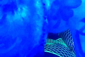 Mandeezy4u2 Teases Cock In POV Couple Scene