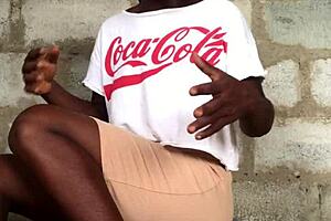 crazybitch shares tips on sitting in short skirts to avoid armpit odor