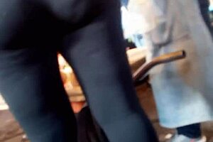 Culonas Callejeras En La Calle