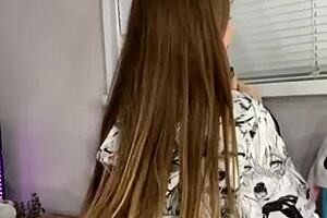 Reggaeton star performs blowjob and tit play