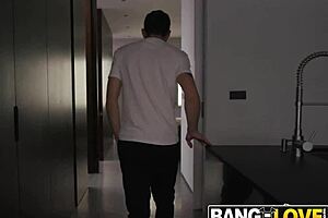 New Shower New Pussy Sara Isabel Mad Bundy