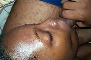 Tongue Action Ebony Slut Deepthroats Boyfriend Big Dick On Stepsister Bed - Jhodez1