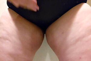 BBW Woman Face-Sits and Slaps Penis to Quick Cumshot