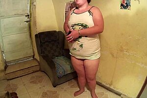 he cleans her big ass then eats it good till she cums