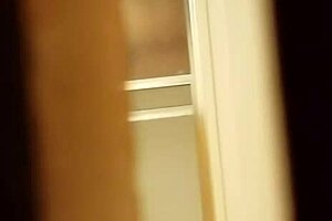 espiando como se talla la panocha peluda