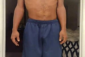 Workout 7 with sexy mature feet in action